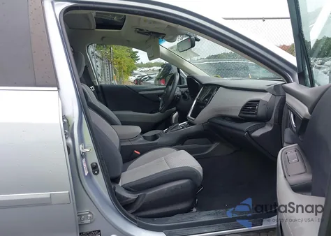 2020 Subaru Outback Premium z USA, uszkodzony, nr VIN 4S4BTAEC9L3178948